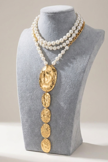 The Gala Pearl Necklace