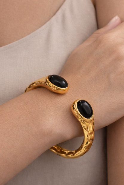 Onyx Cuff